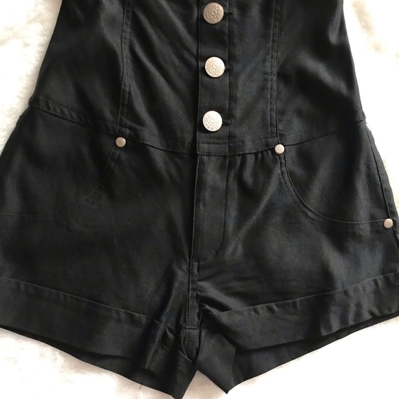 Sold ‼️Black short jumpsuit/romper - Picture 4 of 6